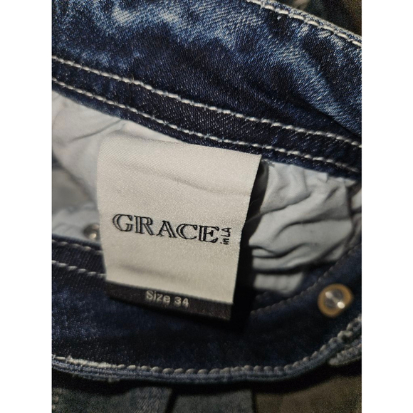 Grace in LA Women's Embellished Flap 5-Pocket Denim Capri Size 34 - Picture 3 of 14